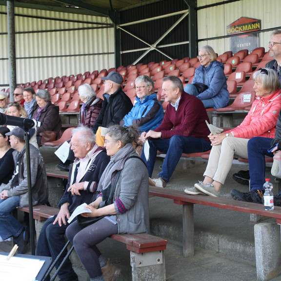 2023-04-22_Gottedienst_Stadion_IMG_8158.JPG  