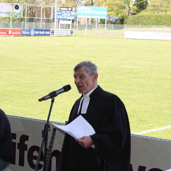 2023-04-22_Gottedienst_Stadion_IMG_8175.JPG  